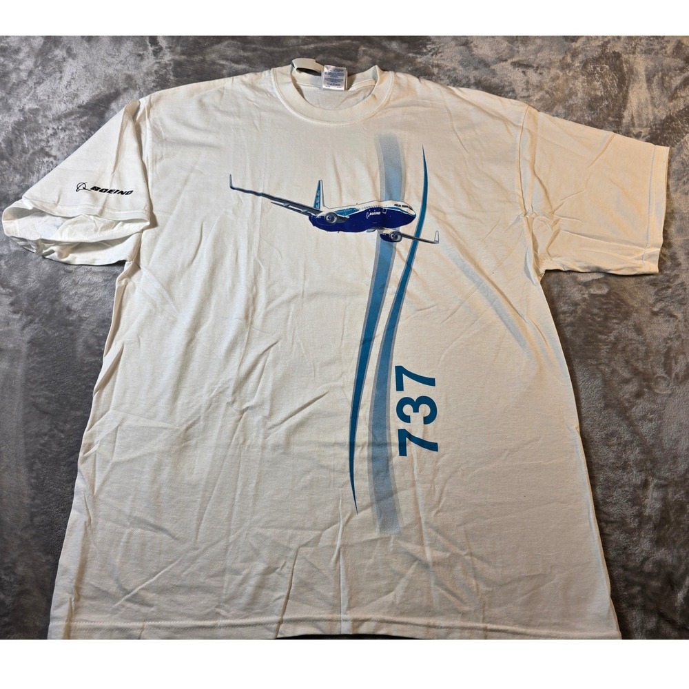 Boeing 737 Graphic T-Shirt Mens XL White Short Sleeve Aviation Airplane NWT